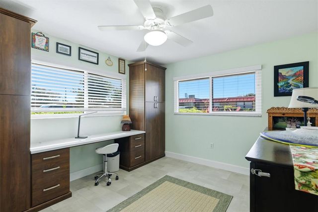 9528 ANTIQUA COVE 9528, Bradenton, FL 34210