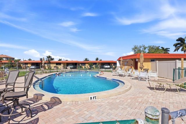 9528 ANTIQUA COVE 9528, Bradenton, FL 34210