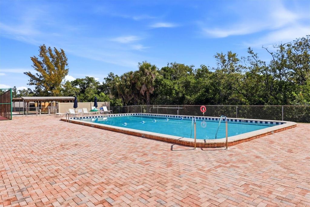 Image 46 of property listing at 9528 ANTIQUA COVE 9528, Bradenton, FL 34210