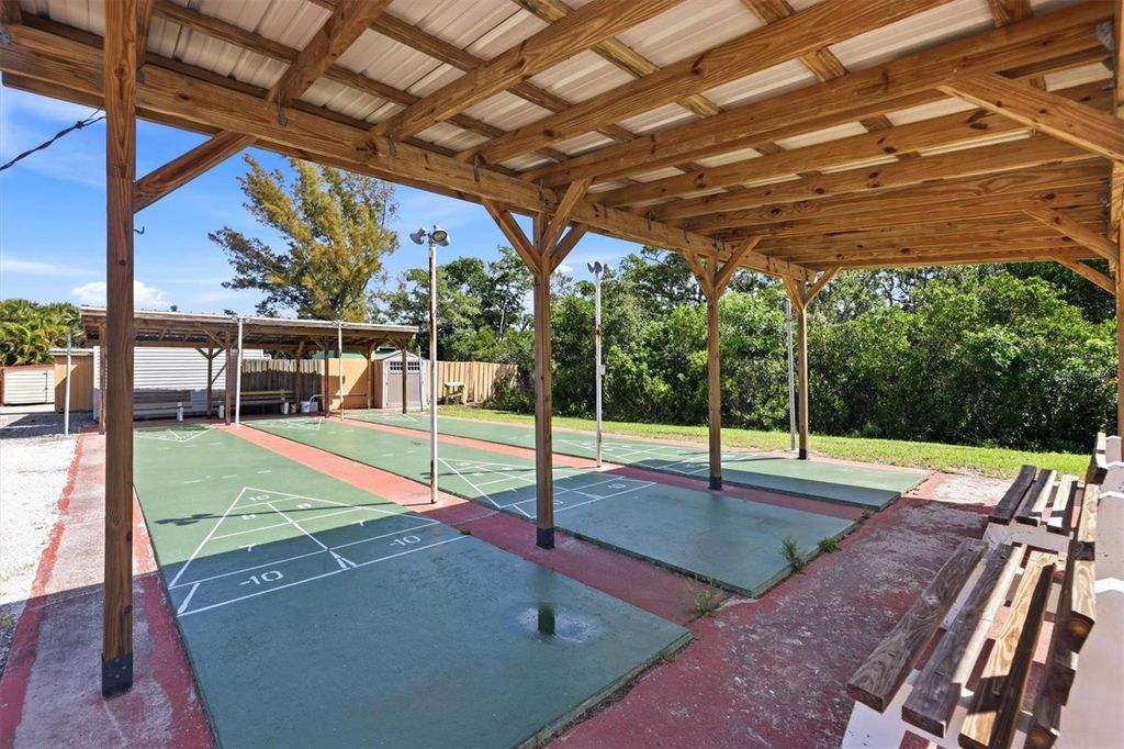 Image 52 of property listing at 9528 ANTIQUA COVE 9528, Bradenton, FL 34210