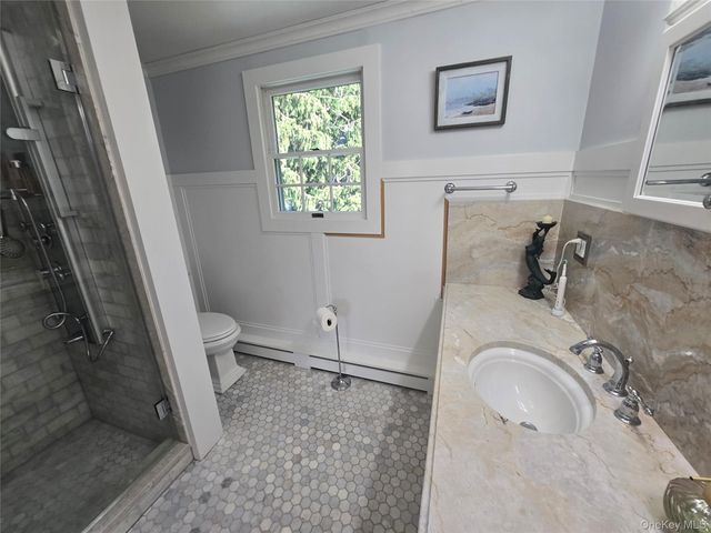 4 Beach Avenue, Northport, NY 11768