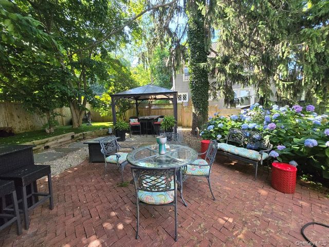 4 Beach Avenue, Northport, NY 11768