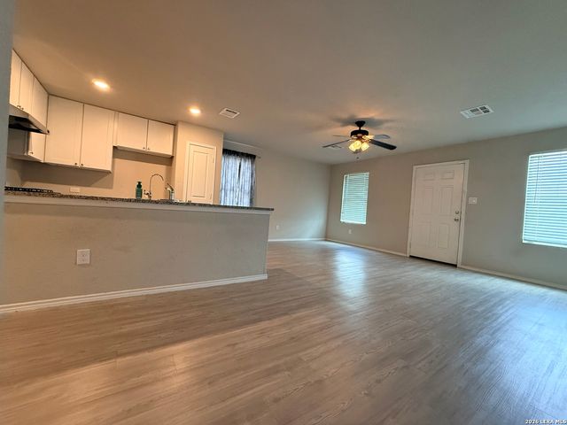 4242 SOUTHTON LK, San Antonio, TX 78223