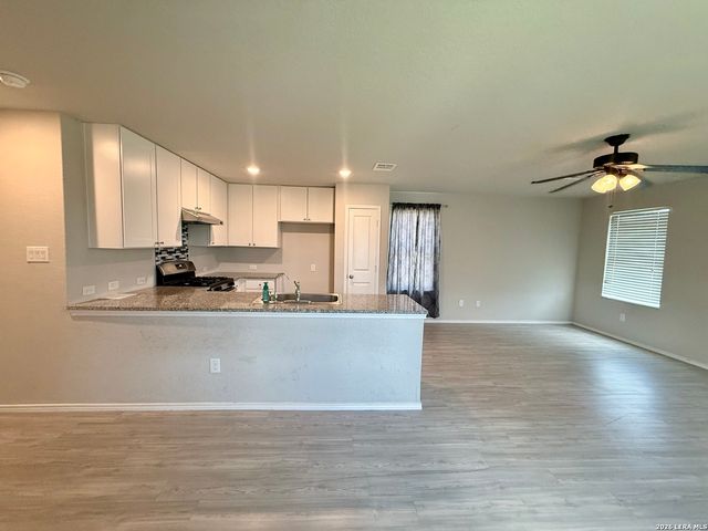 4242 SOUTHTON LK, San Antonio, TX 78223
