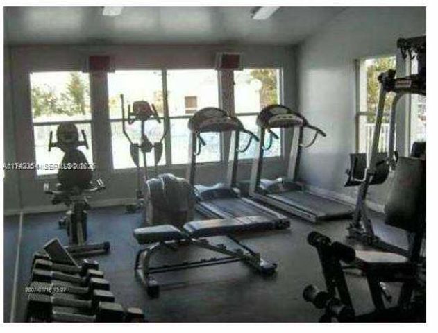 3441 NW 44th Street 106, Oakland Park, FL 33309