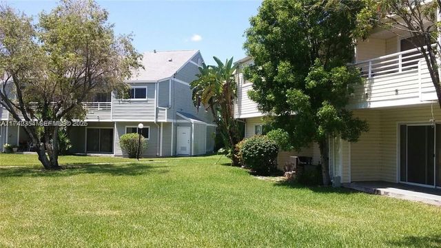 3441 NW 44th Street 106, Oakland Park, FL 33309