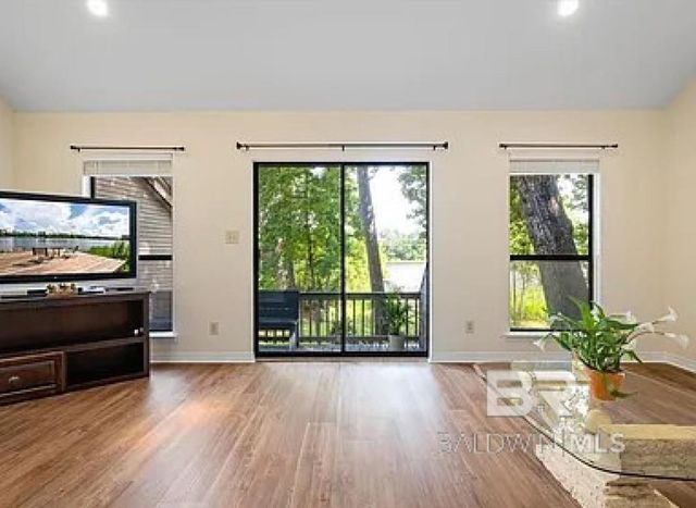 32 Lake Shore Drive, Daphne, AL 36526