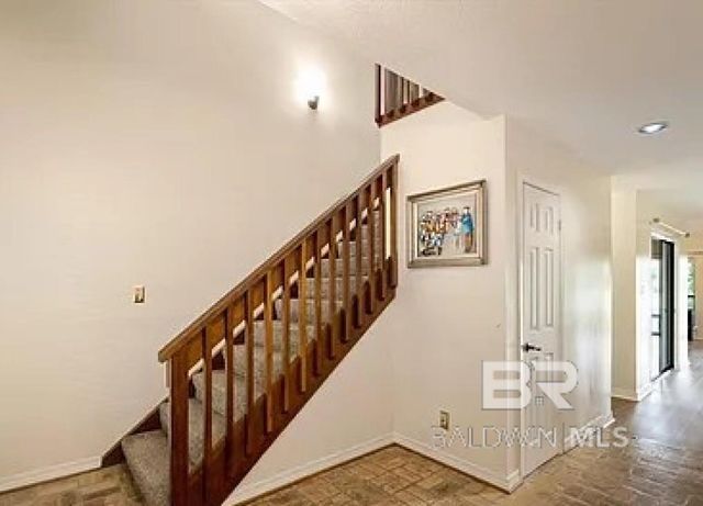 32 Lake Shore Drive, Daphne, AL 36526