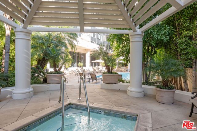 10724 Wilshire Boulevard 1106, Los Angeles, CA 90024