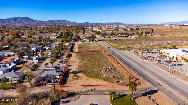 Cor E Q 27th Ste Street, Palmdale, CA 93550