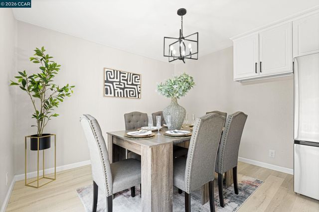 698 Mini Dr, Vallejo, CA 94589