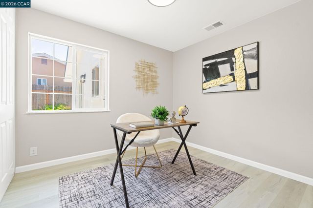 698 Mini Dr, Vallejo, CA 94589