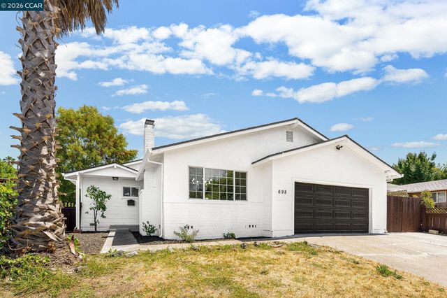 698 Mini Dr, Vallejo, CA 94589