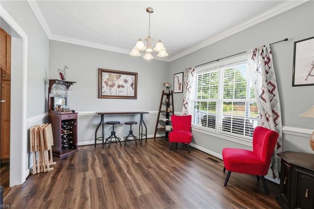 301 Forest View LN, Smithfield, VA 23430