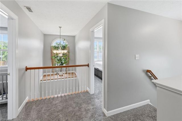 301 Forest View LN, Smithfield, VA 23430