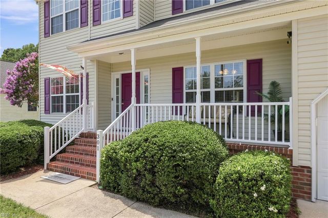 301 Forest View LN, Smithfield, VA 23430