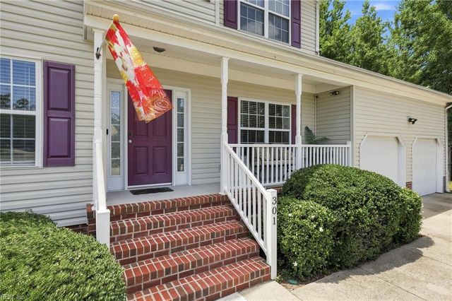 301 Forest View LN, Smithfield, VA 23430