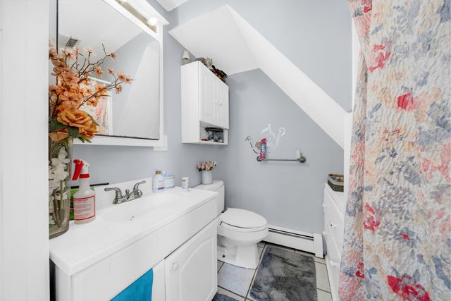 16 South St, Salem, MA 01970