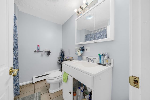 16 South St, Salem, MA 01970