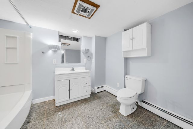 16 South St, Salem, MA 01970