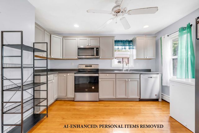 16 South St, Salem, MA 01970