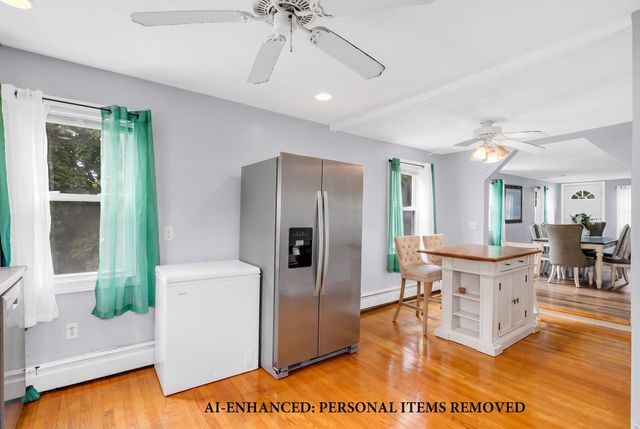 16 South St, Salem, MA 01970