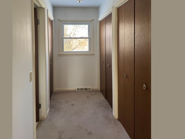 1206 E Suffield Drive, Arlington Heights, IL 60004