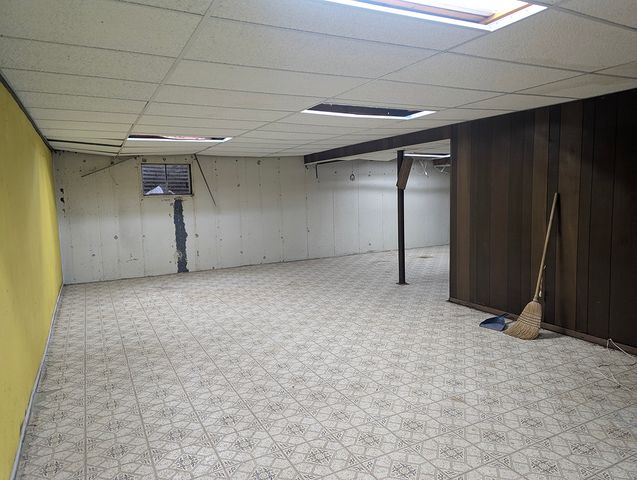 1206 E Suffield Drive, Arlington Heights, IL 60004