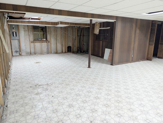 1206 E Suffield Drive, Arlington Heights, IL 60004