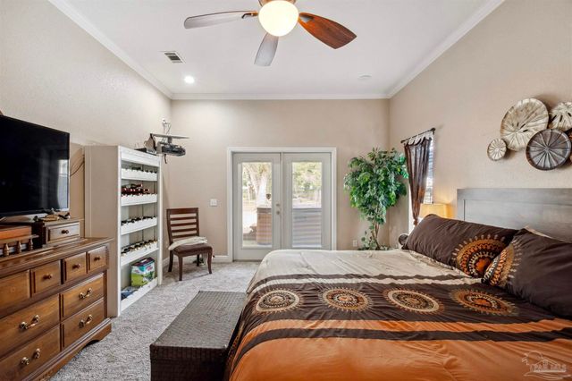 1555 Ocean Breeze Ln, Gulf Breeze, FL 32563