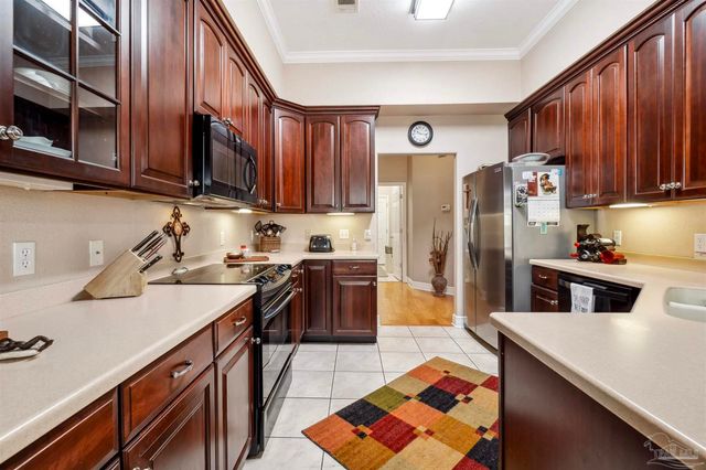 1555 Ocean Breeze Ln, Gulf Breeze, FL 32563