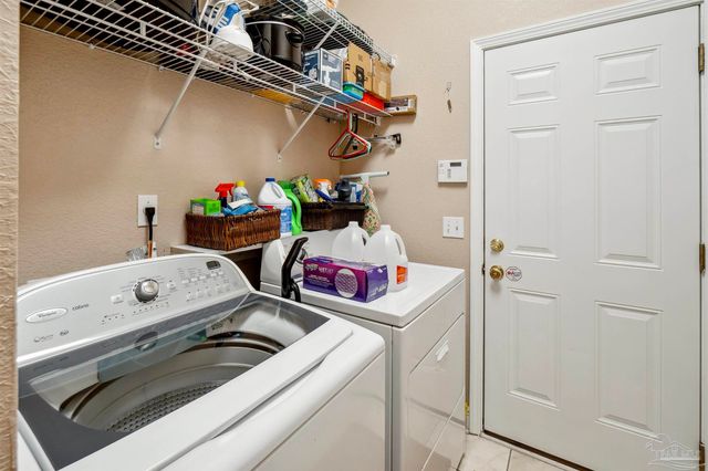 1555 Ocean Breeze Ln, Gulf Breeze, FL 32563