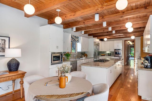 1626 Whitehall Ln, St. Helena, CA 94574