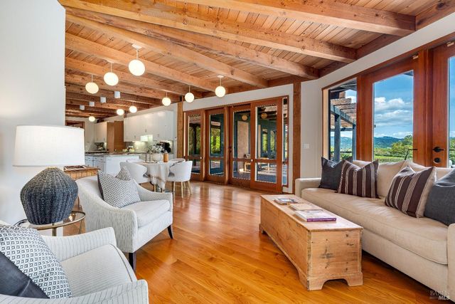 1626 Whitehall Ln, St. Helena, CA 94574