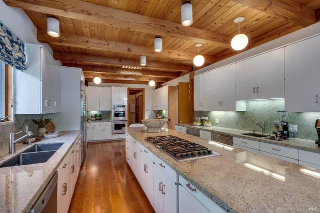 1626 Whitehall Ln, St. Helena, CA 94574