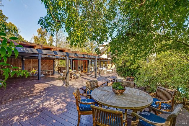 1626 Whitehall Ln, St. Helena, CA 94574