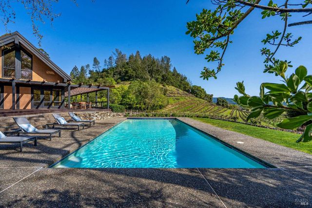 1626 Whitehall Ln, St. Helena, CA 94574