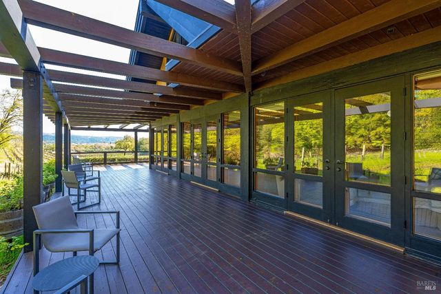 1626 Whitehall Ln, St. Helena, CA 94574