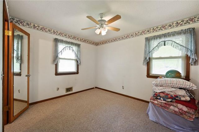 14622 E 36th Street S, Independence, MO 64055