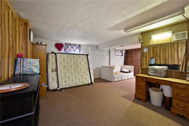 14622 E 36th Street S, Independence, MO 64055