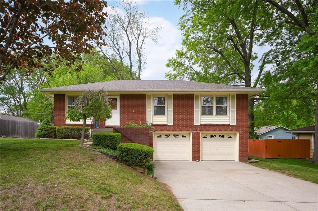 14622 E 36th Street S, Independence, MO 64055