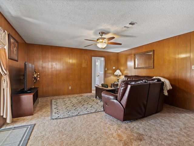 6500 Chapel Lane, Lake Worth, TX 76135