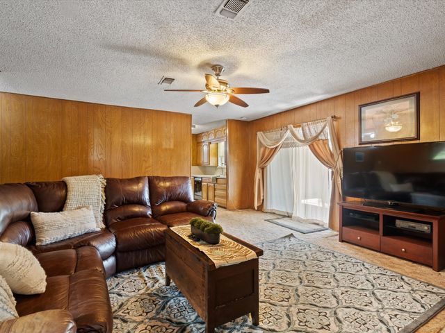 6500 Chapel Lane, Lake Worth, TX 76135