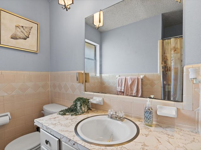 6500 Chapel Lane, Lake Worth, TX 76135