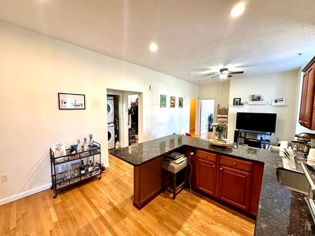 26 Cherry St 1, Waltham, MA 02453