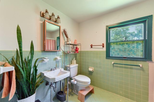 5015 Ave G, Austin, TX 78751