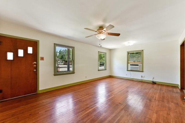 5015 Ave G, Austin, TX 78751