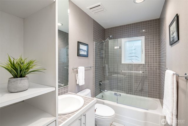 5222 Mahncke Road SW, Longbranch, WA 98351