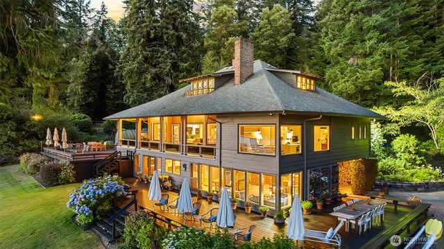 5222 Mahncke Road SW, Longbranch, WA 98351