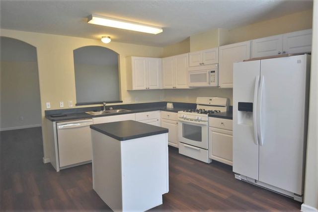 8567 Chaletford Drive, Houston, TX 77044